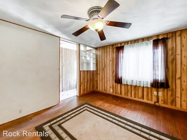 Building Photo - 3 br, 1 bath House - 1516 Woodlawn