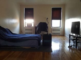 Primary Photo - 359 Ovington Ave