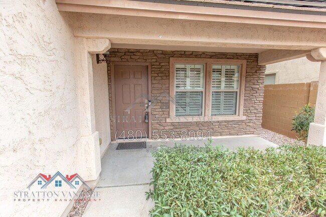 Building Photo - 2038 W Marconi Ave