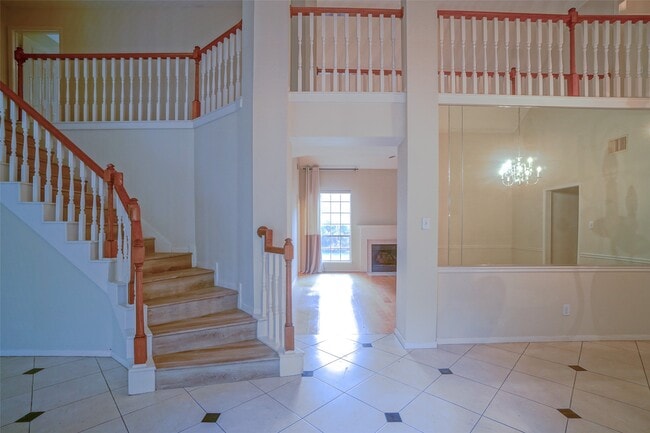 Foto del edificio - 5602 Whisper Ridge Dr