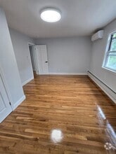 Building Photo - 251-25 Thornhill Ave