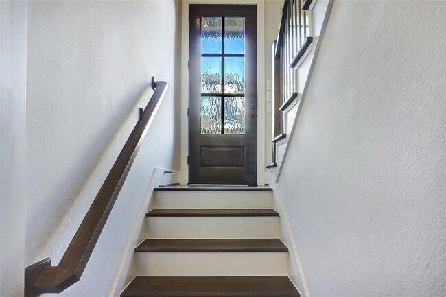 Foto del edificio - 2648 Fountain Key Blvd