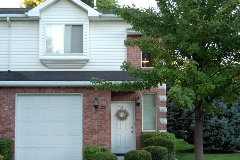 125 N Peregrine Ln W, Bountiful, UT 84010 Condo for Rent in Bountiful