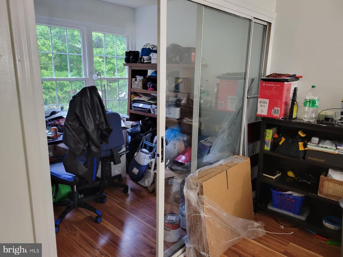 2401 Normandy Square Pl Unit C, Aspen Hill, MD 20906 Apartment for