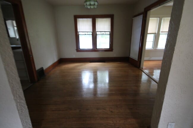 Foto del edificio - 1135 Euclid Ave