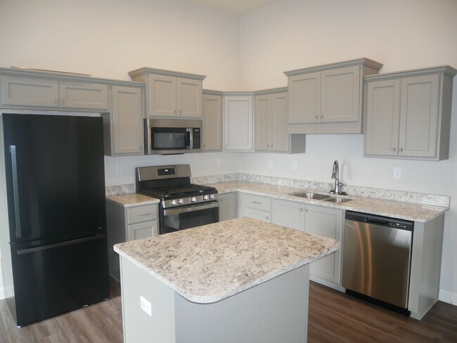 Foto del edificio - 8605 Channing Ln