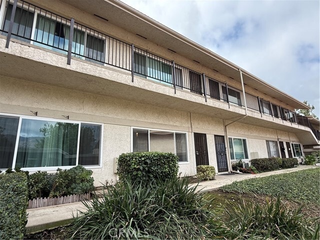 Foto del edificio - 4535 Ramona Ave