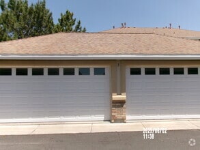 Building Photo - 1751 Pinewood Dr