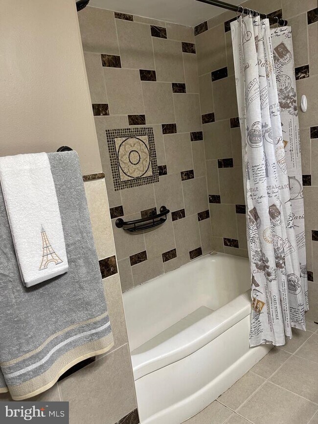 75 S Maple Ave, Evesham, NJ 08053 House Rental in Evesham, NJ