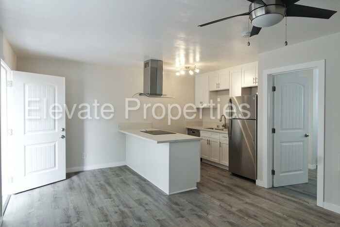 Primary Photo - 3880 Conde St