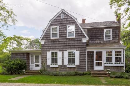 Primary Photo - 30 Woods Ln