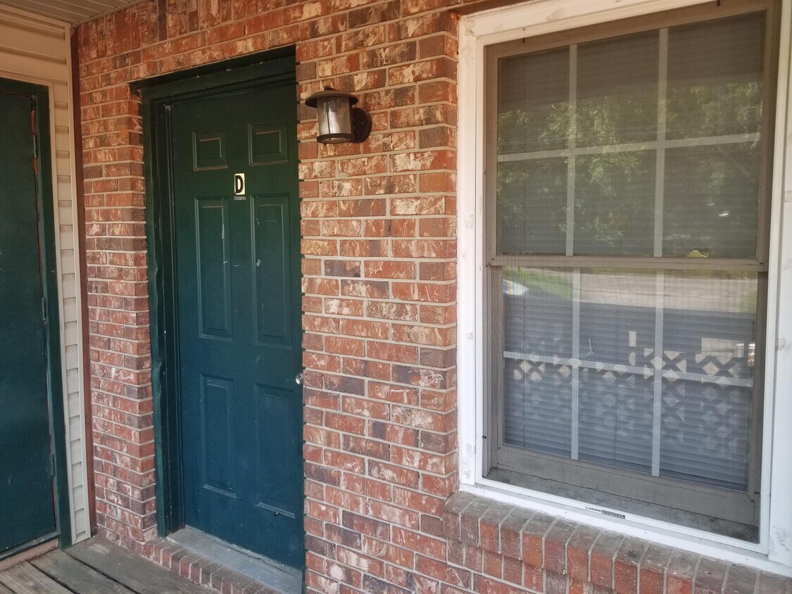 Primary Photo - 2237 Ticknor Dr