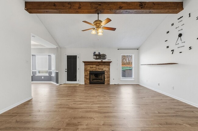 Building Photo - Great location in Sherwood