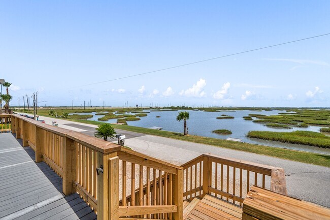 Foto del edificio - 1264 Blue Heron Dr