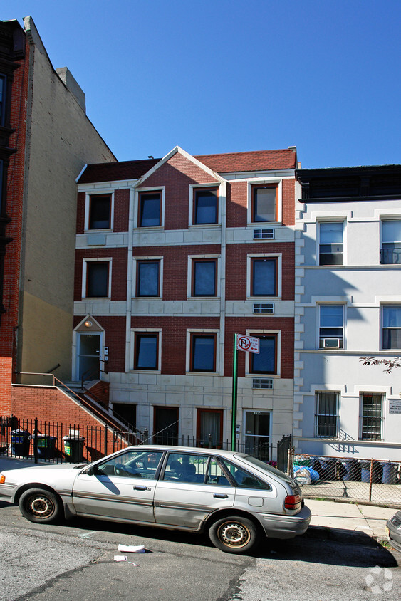 Building Photo - 394 12th St