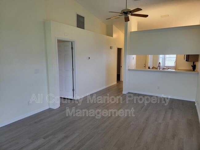 Building Photo - 10484 SW 85th Ct