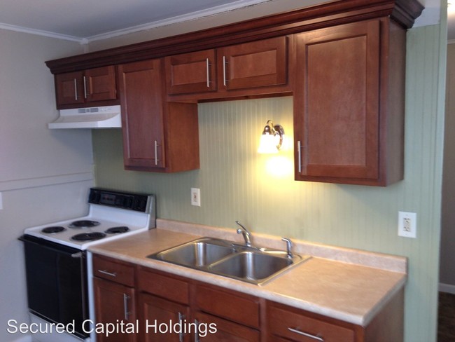 Foto del edificio - 3 br, 1 bath House - 2625 E. Dorothy Lane