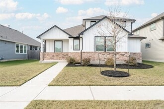 Building Photo - 102 Englenook Dr