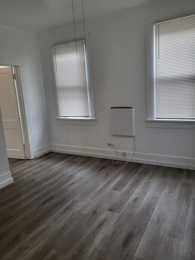 Foto del edificio - 2139 Cherry St
