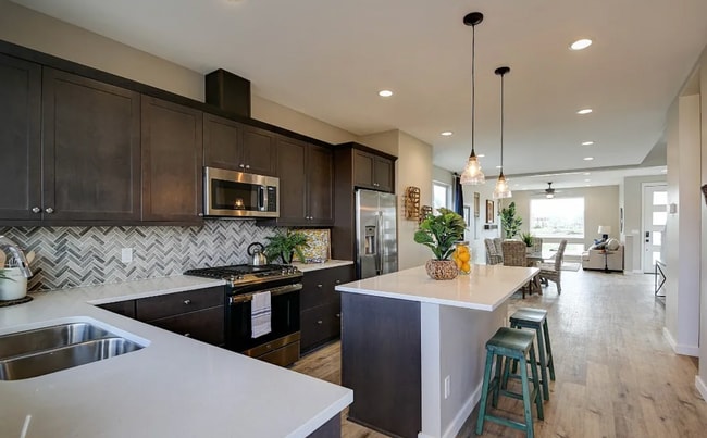 Foto del edificio - Spacious 3BR/2.5BA Home in Quiet Bozeman Neighborhood