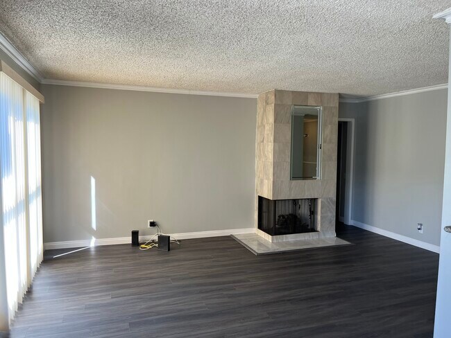 living room and fireplace - 1828 Camden Ave