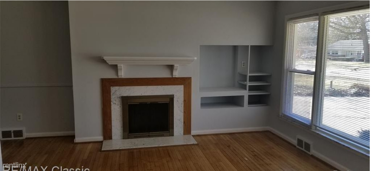 Foto principal - 4 br, 1.5 bath House - 27686 Red Leaf Ln