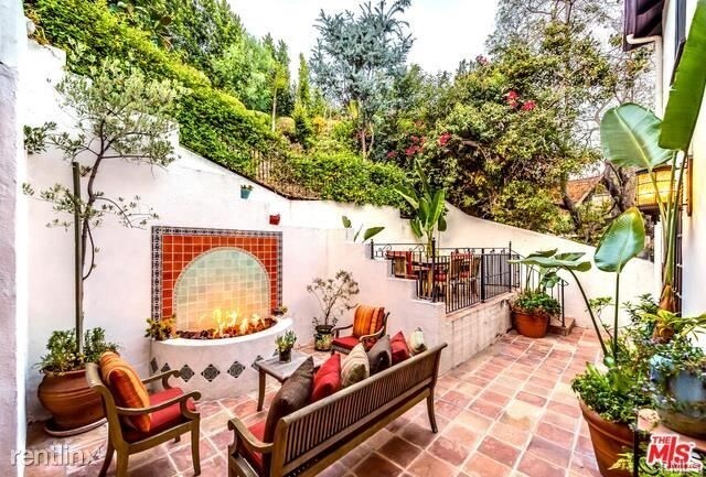 Foto del edificio - 5881 Locksley Pl