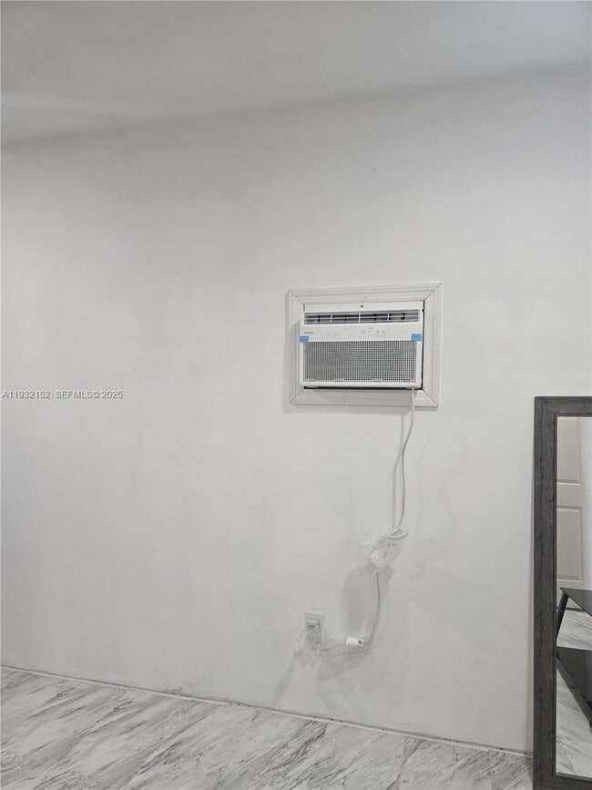 Building Photo - 19448 NW 28th Pl