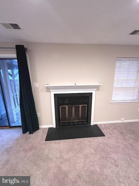 Foto del edificio - 8605 Western Oak Dr