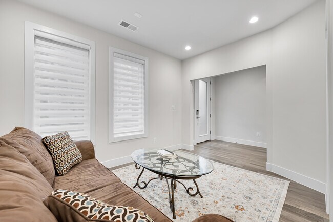 Foto del edificio - 147 Prairie Ln