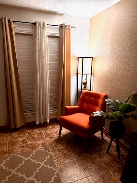 Building Photo - 8935 Dirby St