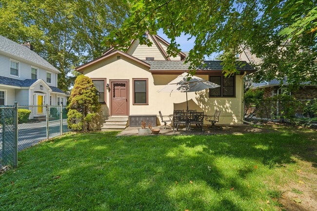 Photo - 208 W Hudson Ave House