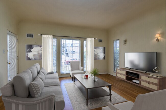 Sala de estar - 4015 Edenhurst Ave