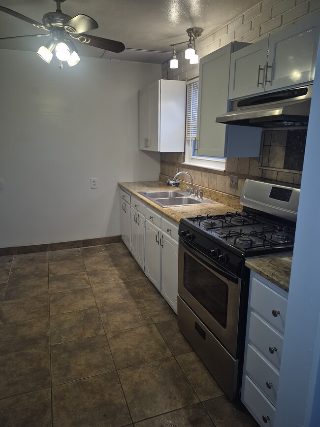 Foto del edificio - 4147 New Rd