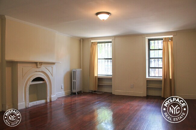 Foto del edificio - 15 Jefferson Ave