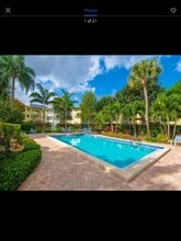 Building Photo - 1100 Ponce De Leon Cir