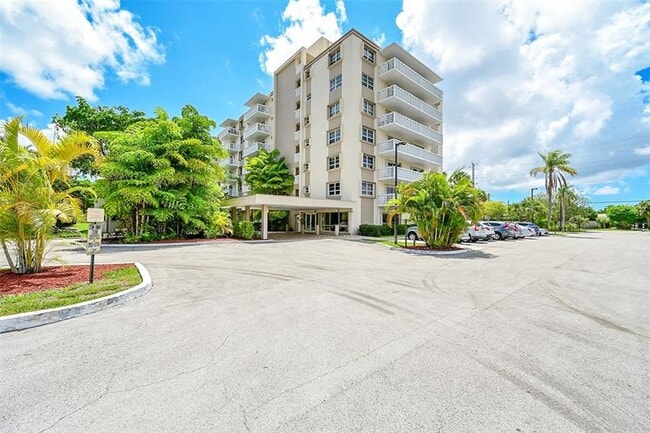 Foto del edificio - 1831 NE 38th St