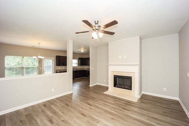 Building Photo - 7 Southwind Cir