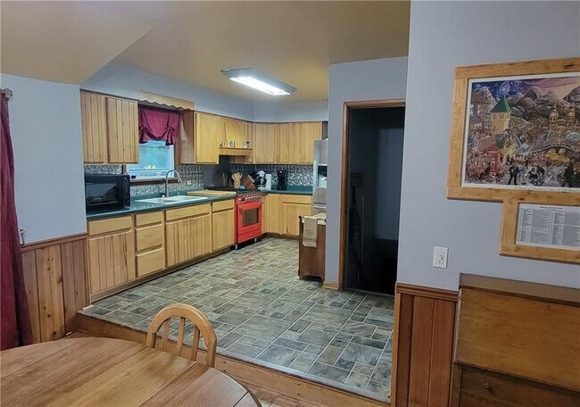 Foto del edificio - 148 Landon Ave