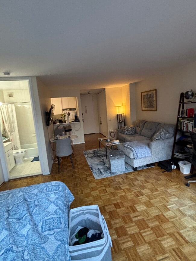 Foto del edificio - 215 W 95th St