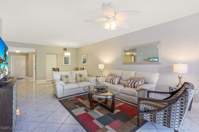 Building Photo - 519 Roma Ct