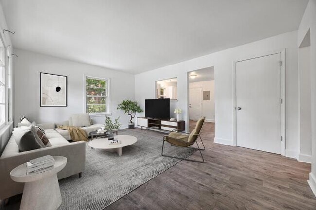Foto del edificio - 3714 Carlyle Dr