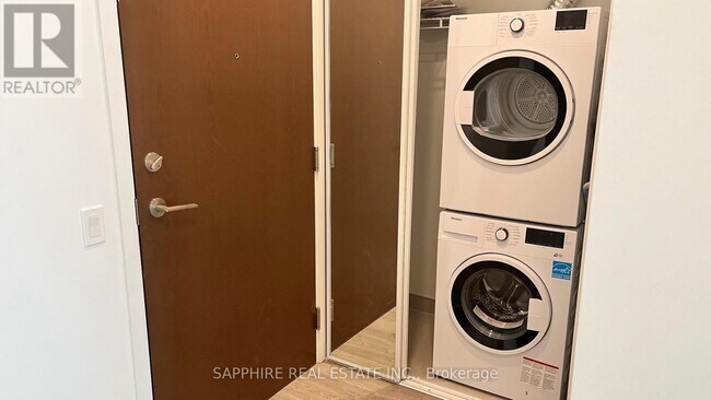 Photo du bâtiment - 7890 Jane St