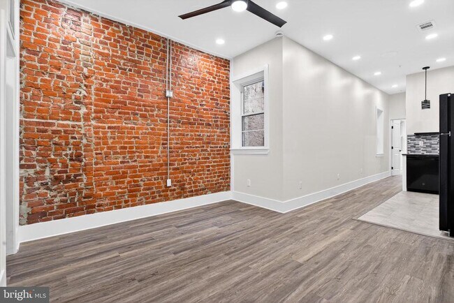 Building Photo - 1808 W Susquehanna Ave