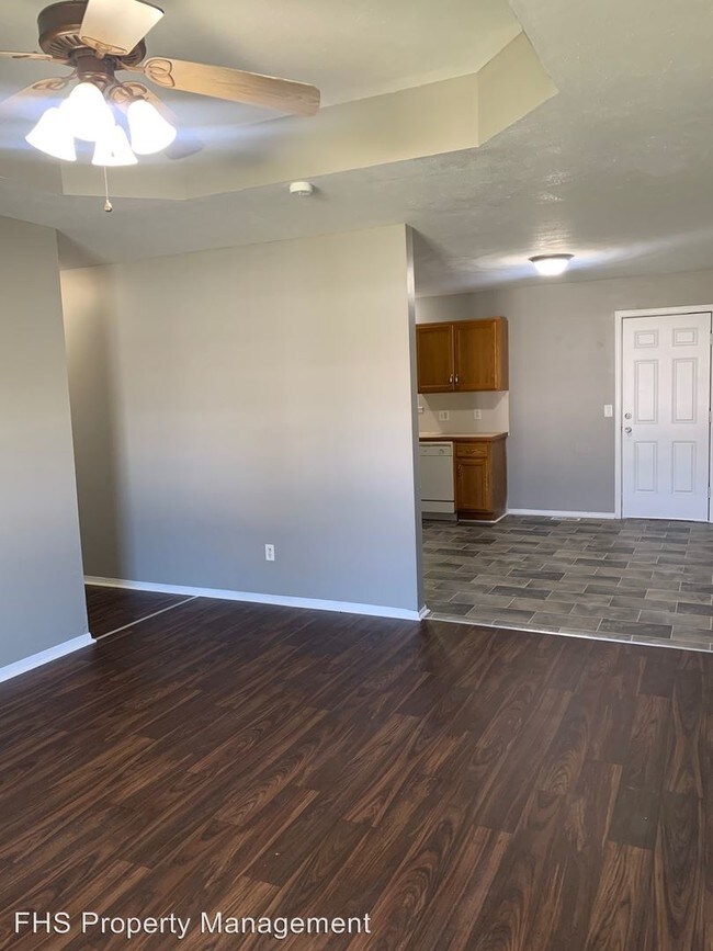168 W Sunset St Unit B, Fordland, MO 65652 Room for Rent in Fordland, MO
