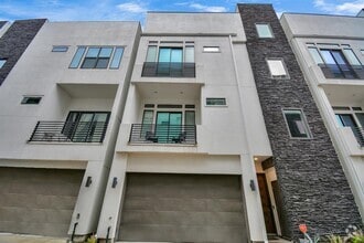 Building Photo - 1617 Wheeler Ave