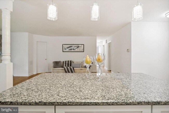 Foto del edificio - 1702 Franwall Ave