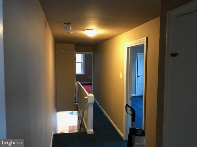 Building Photo - 327 N 64th St