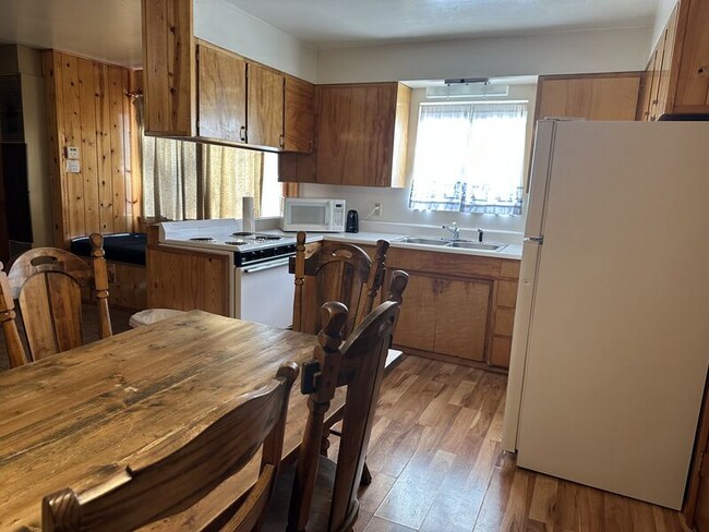 Foto del edificio - 237 E White Mountain Blvd