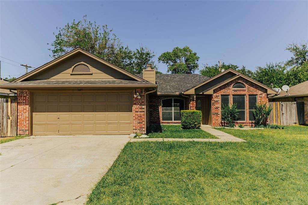 1605 Independence Rd, Blue Mound, TX 76131 House Rental in Blue Mound